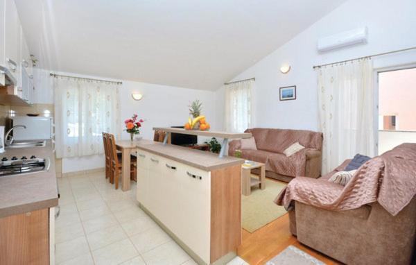 פודסטראנה Apartman Zora מראה חיצוני תמונה